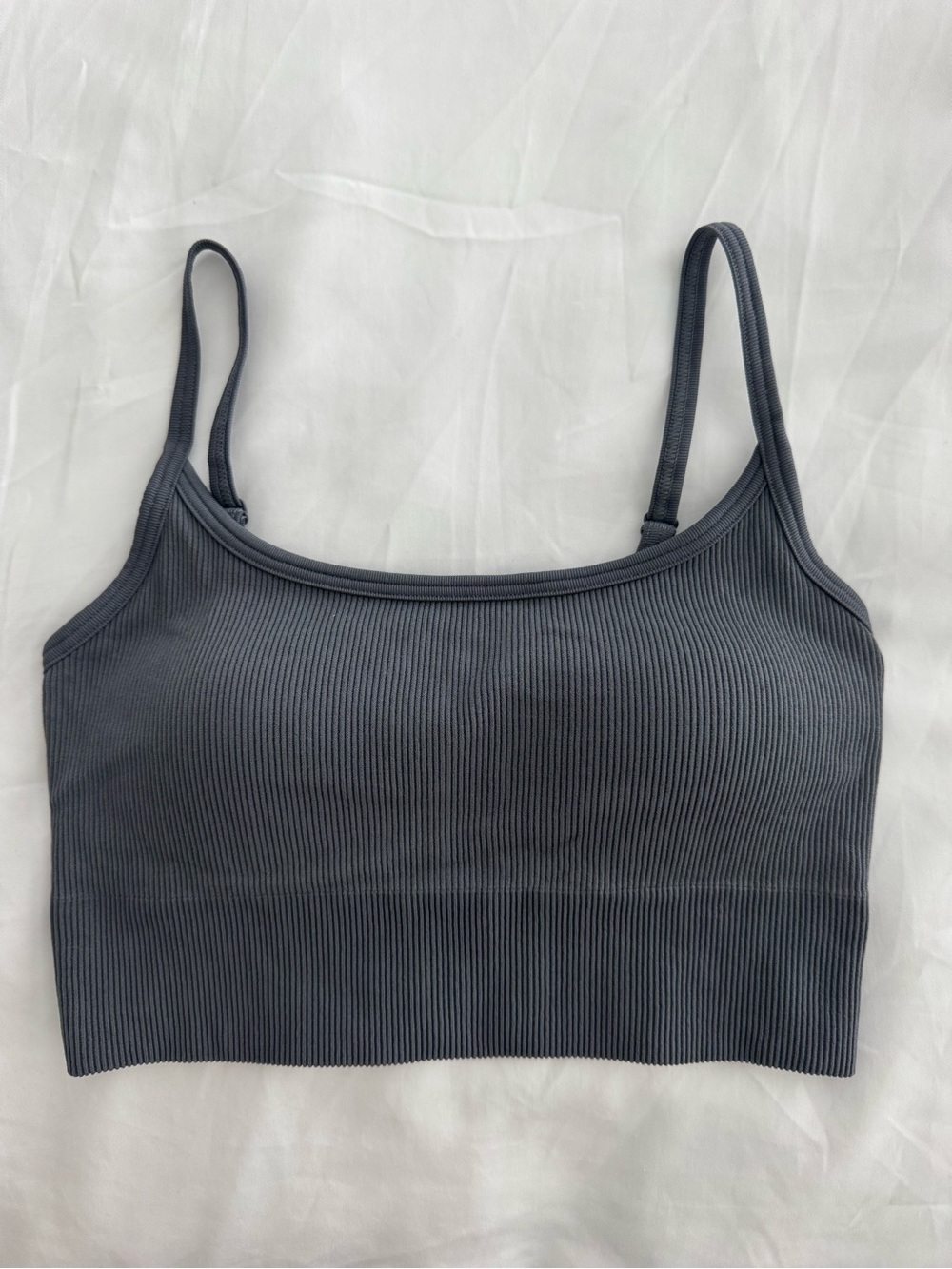 Uniqlo Seamless Ribbed Gray Cropped Bra top